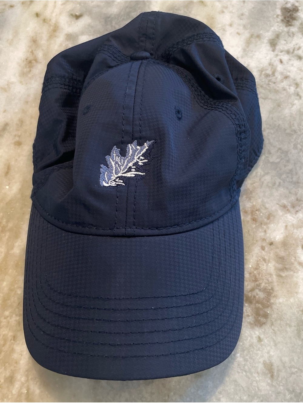 Kate Lord Ladies Cut Performance Grey Oaks Country Club Navy Golf Hat NWOT